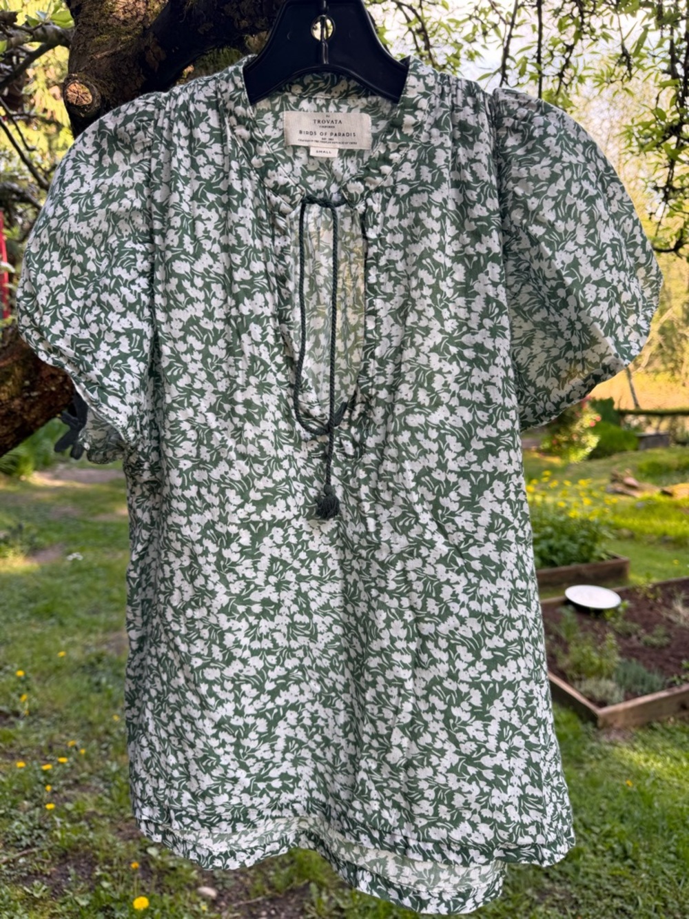 Trovata Bird of Paradise summer top. S